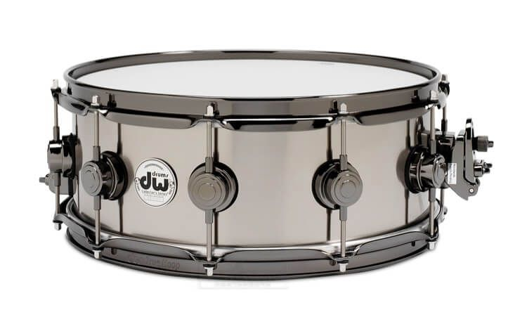 DW Black Titanium, 14 x 5.5 Snare Drum DRVT5514SVN