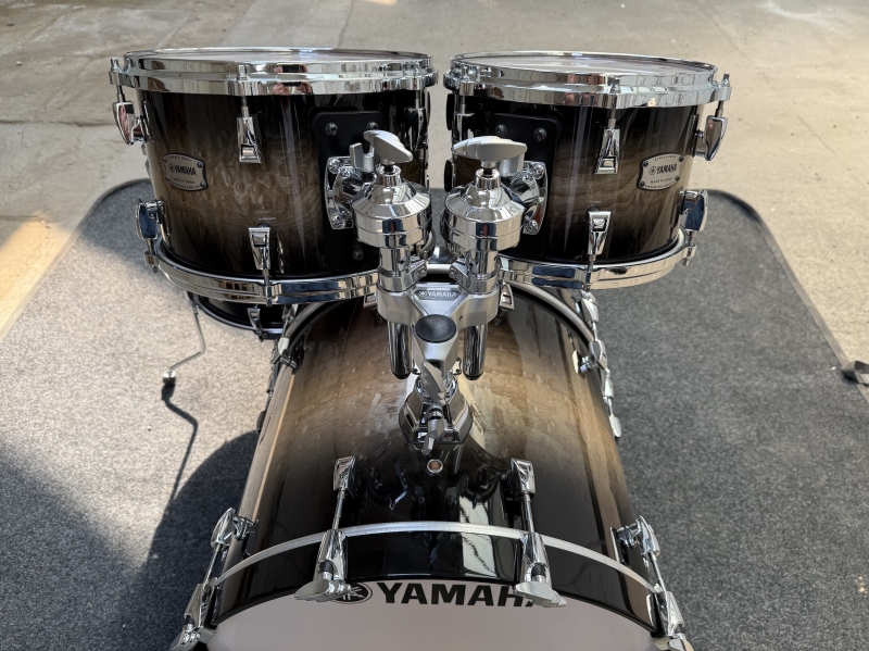 Yamaha PHX Drum Kit, Shell Pack, Gloss Black Sunburst, 20 4PCE PHX2210BSB