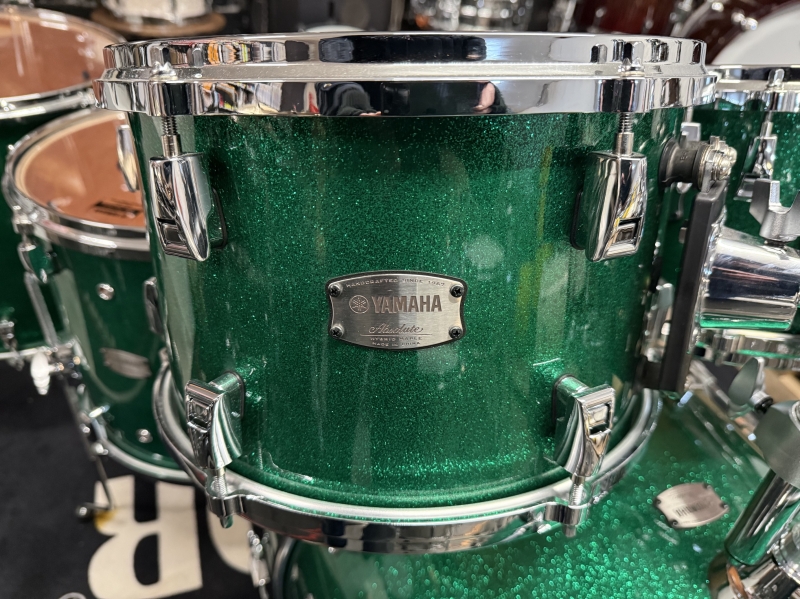 Yamaha Absolute Hybrid Maple Drum Kit, Green Sparkle (Used) AHMKIT22GSU