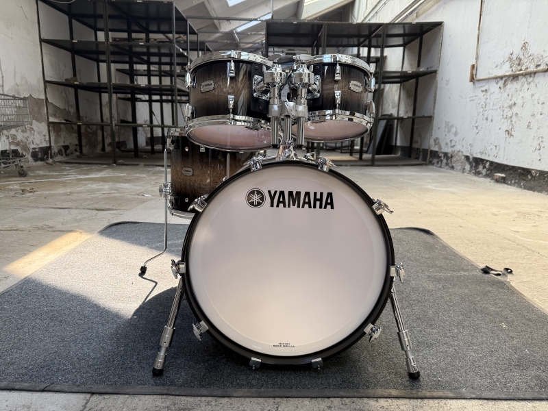 Yamaha PHX Drum Kit, Shell Pack, Gloss Black Sunburst, 20 4PCE PHX2210BSB